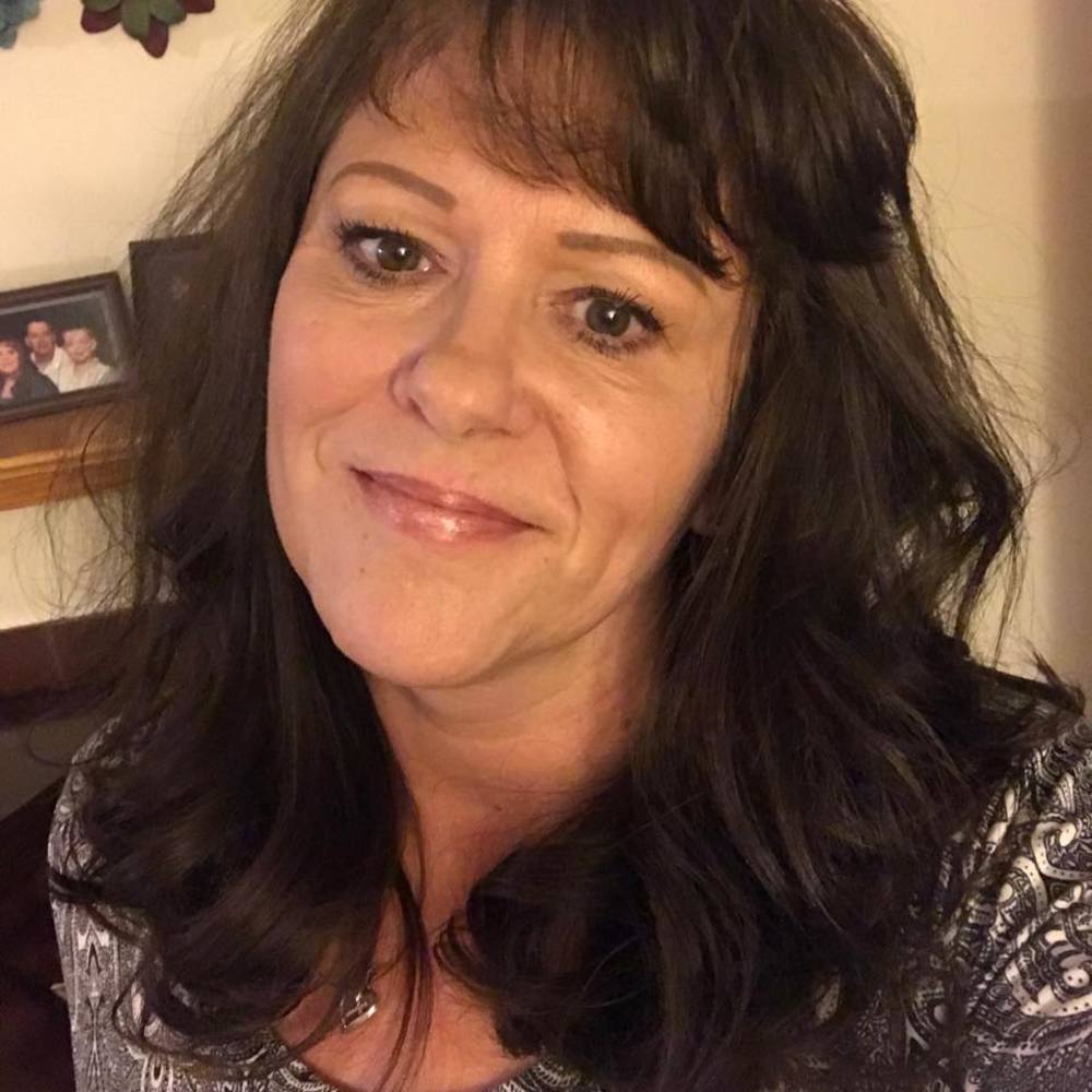 Meet your Posher, Debbie
